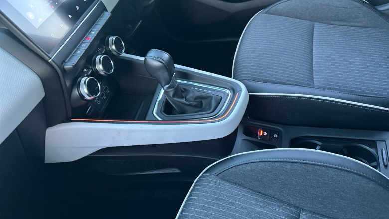 Renault Clio 1.6 E-TECH Hybrid 140 SE Edition 5dr Auto Hybrid Hatchback